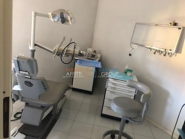 ufficio in affitto a Carrara in zona Avenza