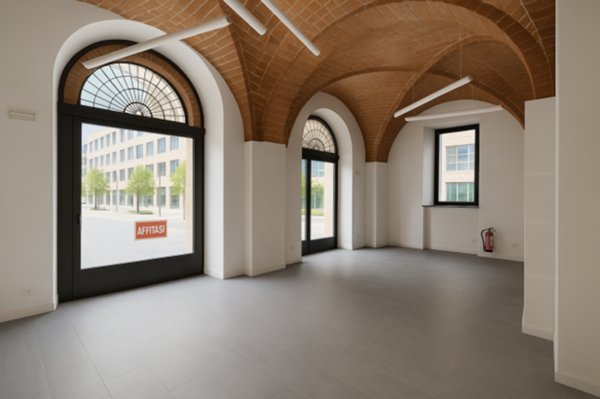 negozio in affitto a Carrara in zona Centro Città