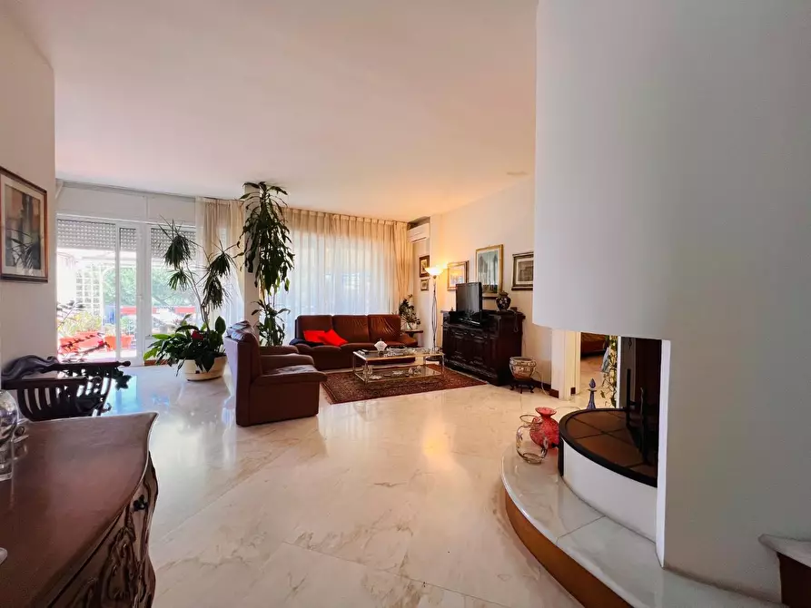 appartamento in affitto a Carrara in zona Avenza