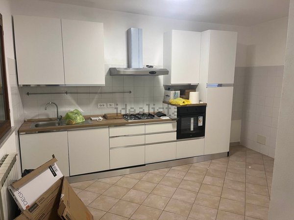appartamento in affitto a Carrara in zona Marina di Carrara