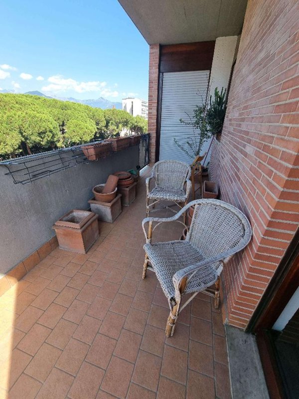 appartamento in affitto a Carrara in zona Marina di Carrara