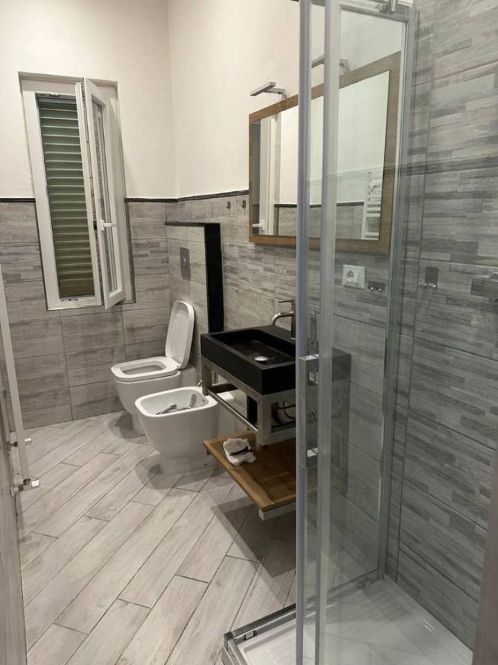 appartamento in affitto a Carrara in zona Marina di Carrara