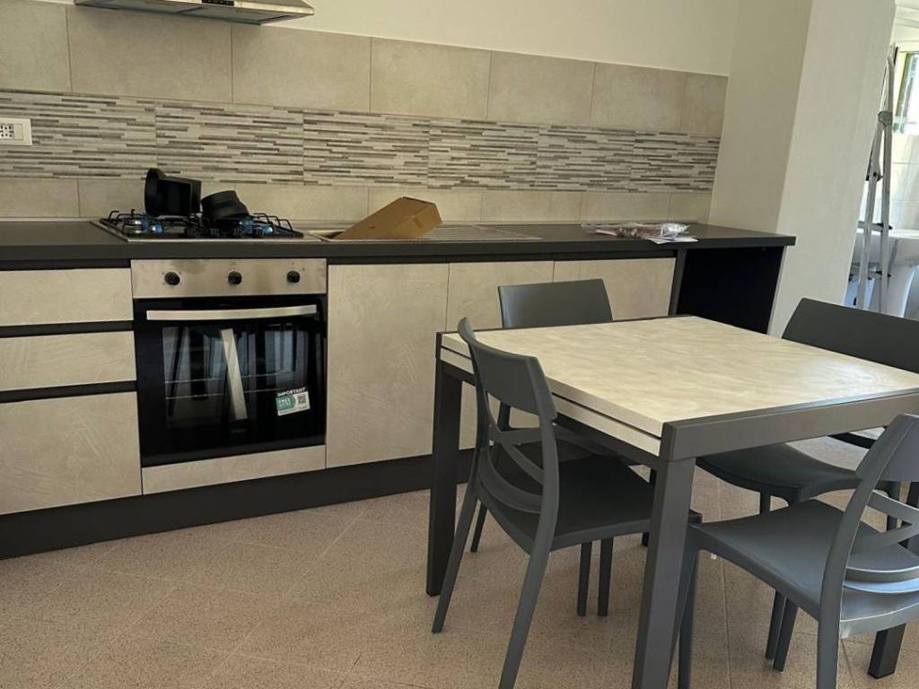 appartamento in affitto a Carrara in zona Marina di Carrara