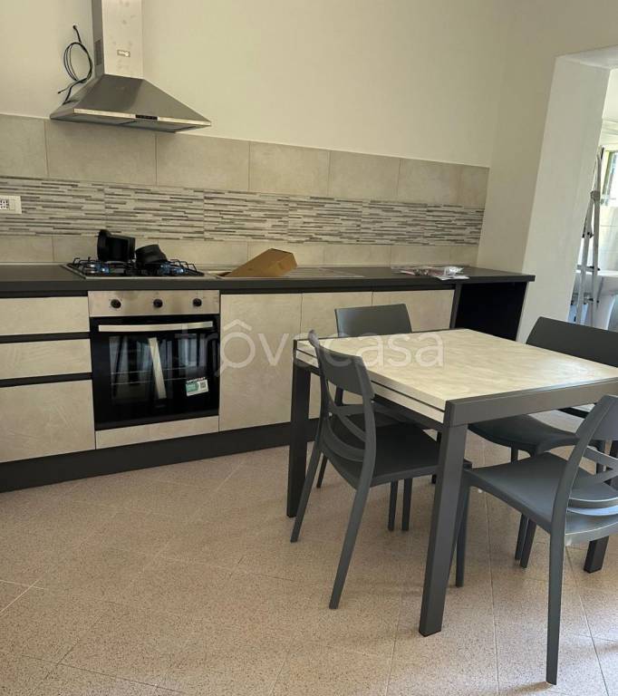 appartamento in affitto a Carrara in zona Marina di Carrara