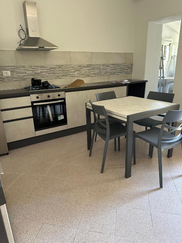 casa indipendente in affitto a Carrara in zona Marina di Carrara