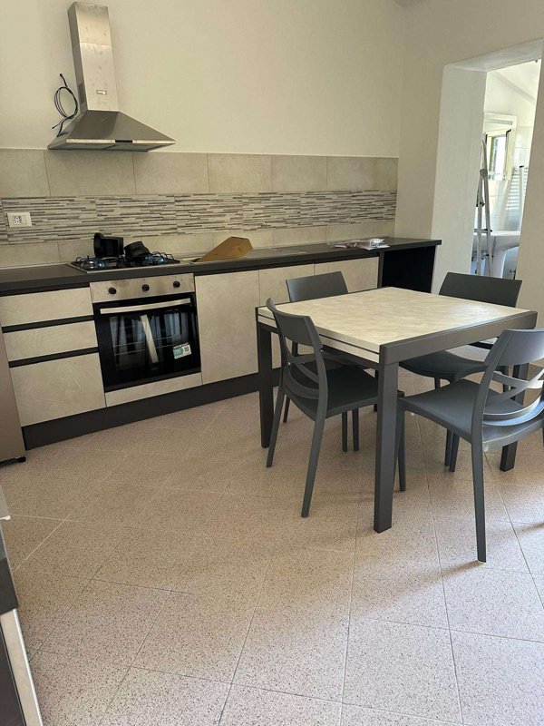 casa semindipendente in affitto a Carrara in zona Marina di Carrara