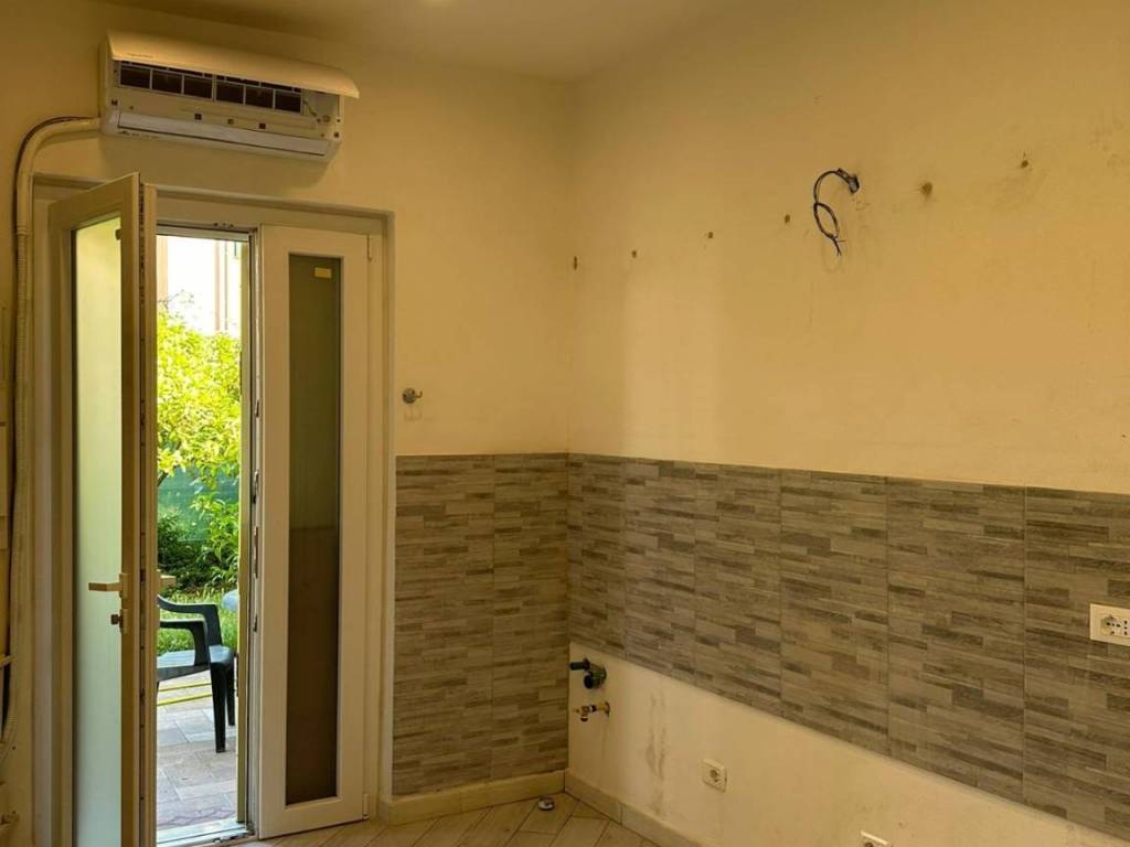 casa indipendente in affitto a Carrara in zona Stadio