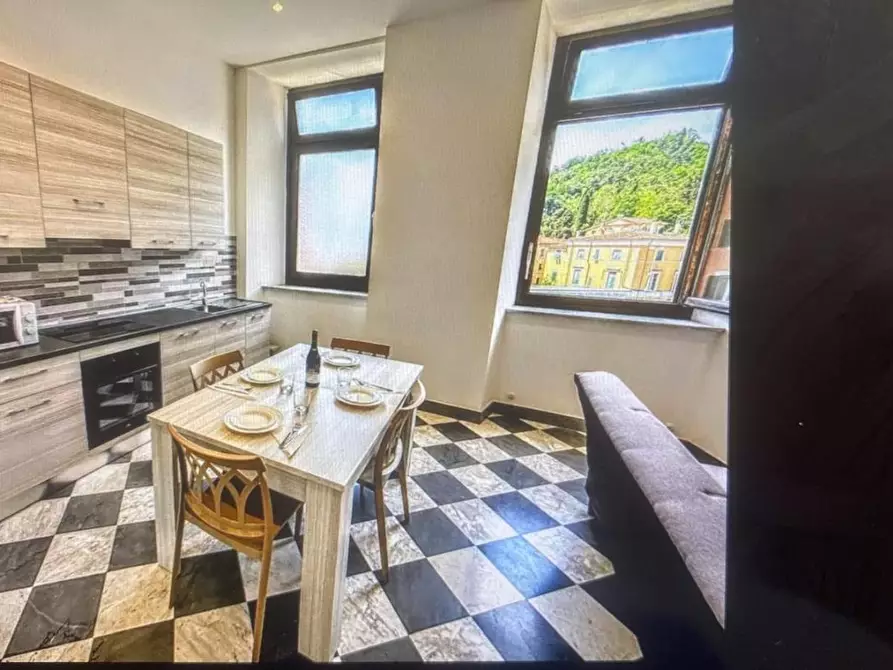 appartamento in affitto a Carrara in zona Centro Città