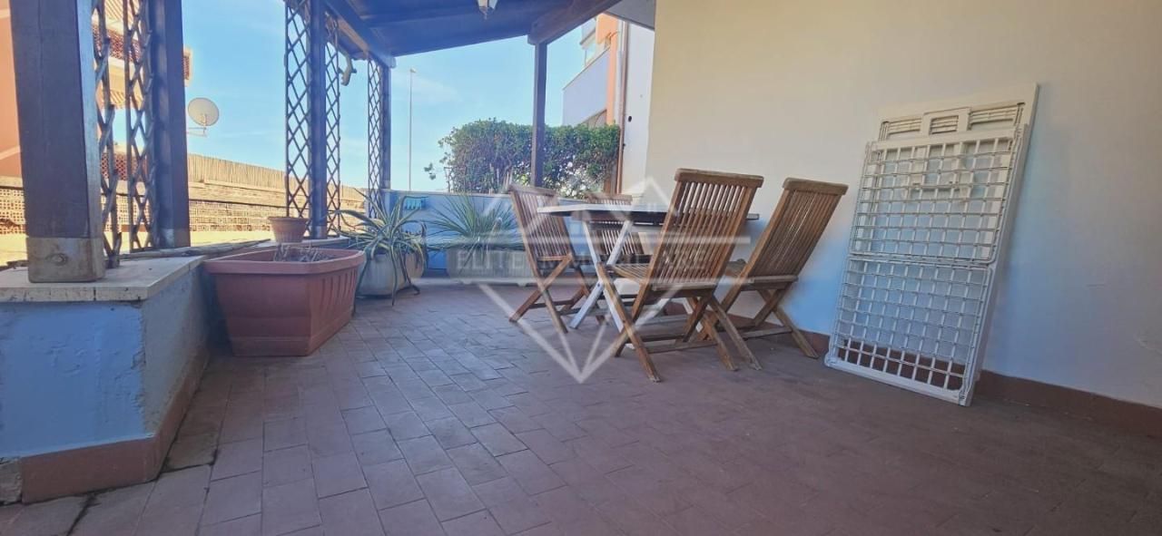 appartamento in affitto a Carrara in zona Marina di Carrara