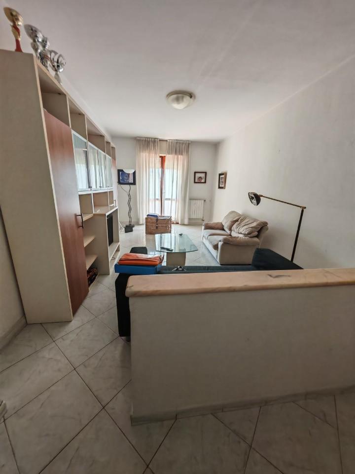 appartamento in affitto a Carrara in zona Marina di Carrara