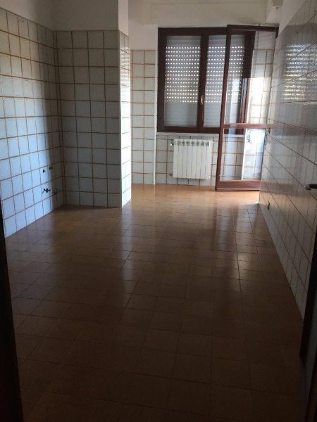 appartamento in affitto a Carrara in zona Marina di Carrara