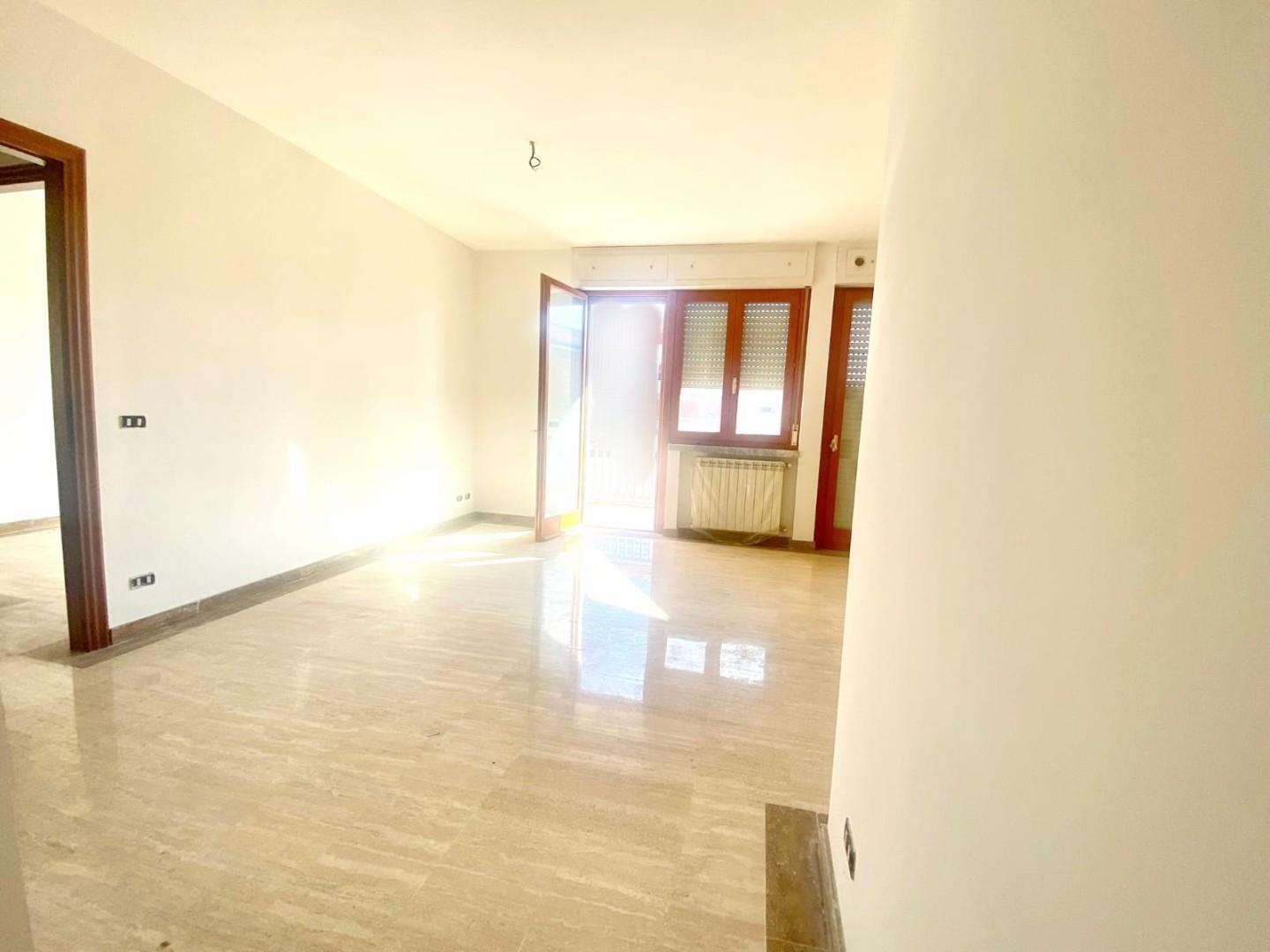 appartamento in affitto a Carrara in zona Marina di Carrara