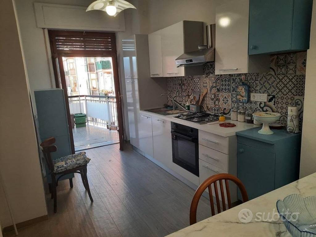 appartamento in affitto a Carrara in zona Marina di Carrara