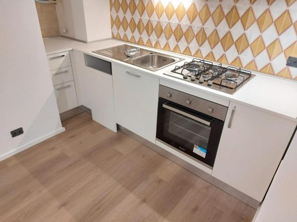 appartamento in affitto a Carrara in zona Avenza