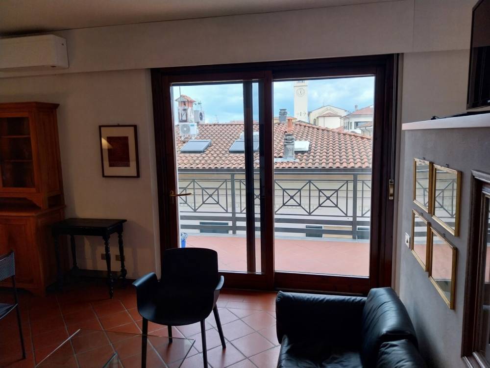 appartamento in affitto a Carrara in zona Marina di Carrara