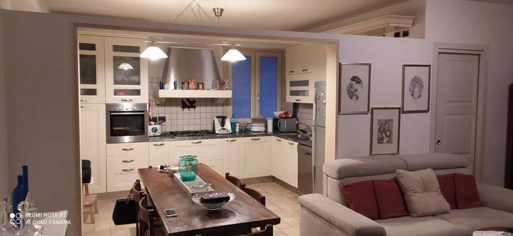 casa indipendente in affitto a Carrara in zona Avenza