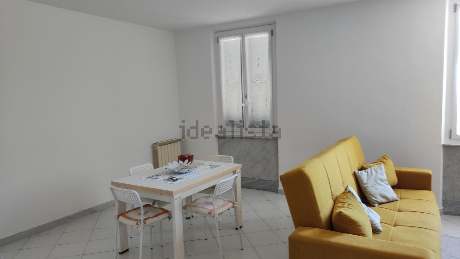 appartamento in affitto a Carrara in zona Marina di Carrara