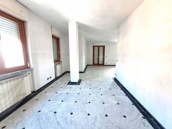 appartamento in affitto a Carrara in zona Marina di Carrara