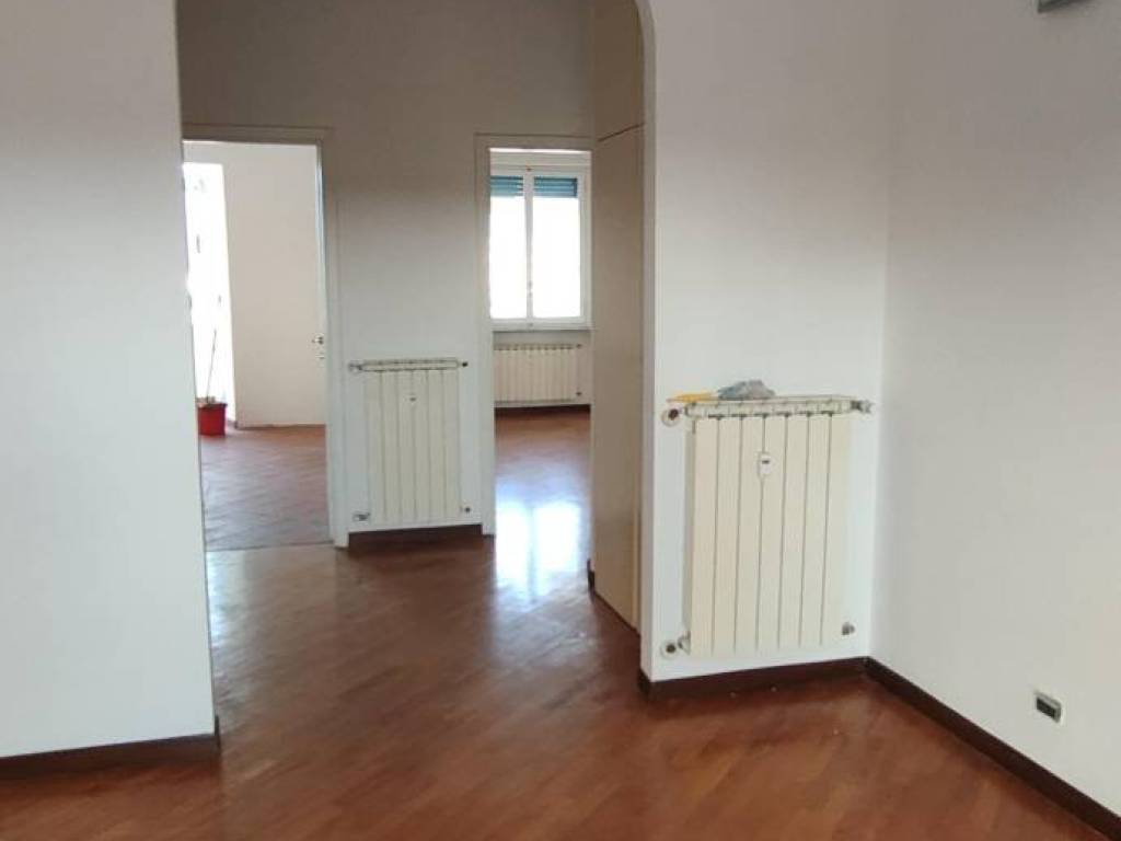 appartamento in affitto a Carrara in zona Marina di Carrara