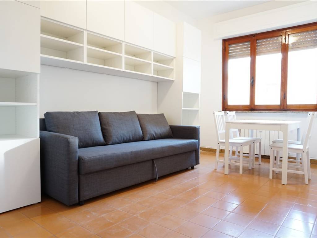 appartamento in affitto a Carrara in zona Marina di Carrara