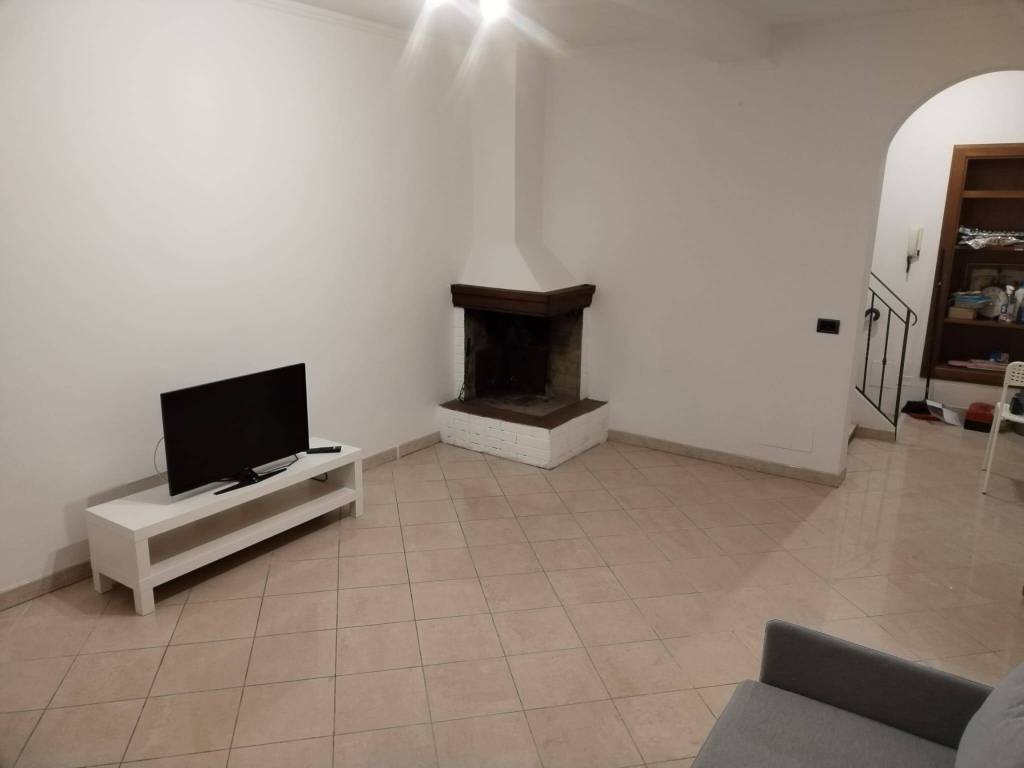 appartamento in affitto a Carrara in zona Centro Città