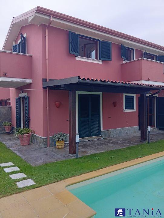 quadrivano in affitto a Carrara