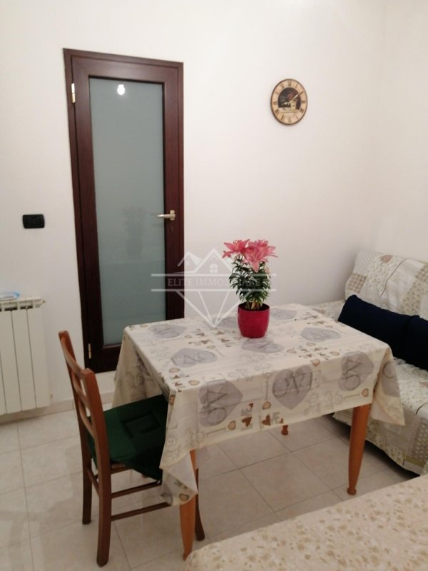 appartamento in affitto a Carrara in zona Centro Città