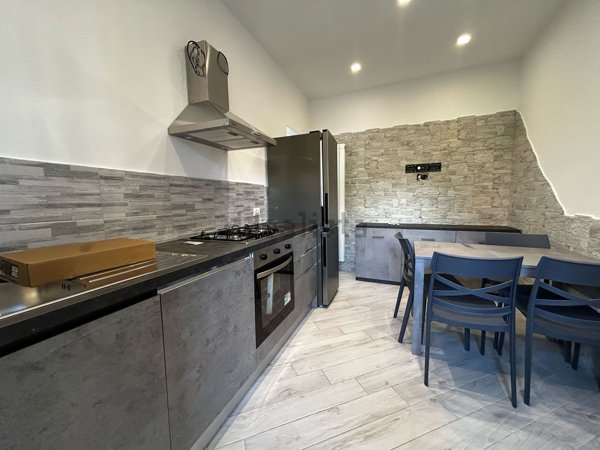 appartamento in affitto a Carrara in zona Marina di Carrara