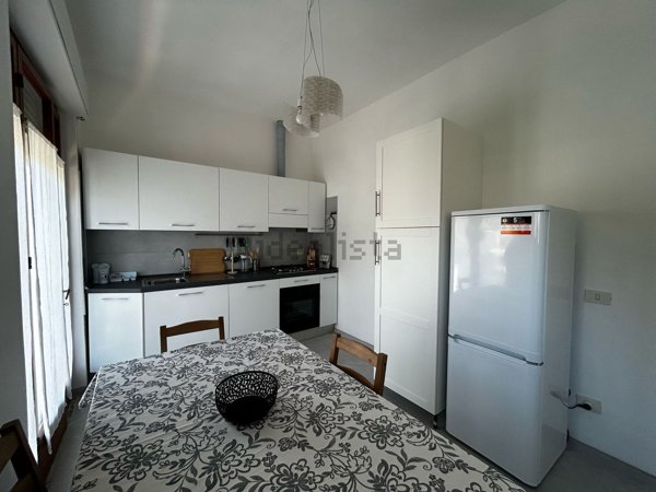 appartamento in affitto a Carrara in zona Marina di Carrara