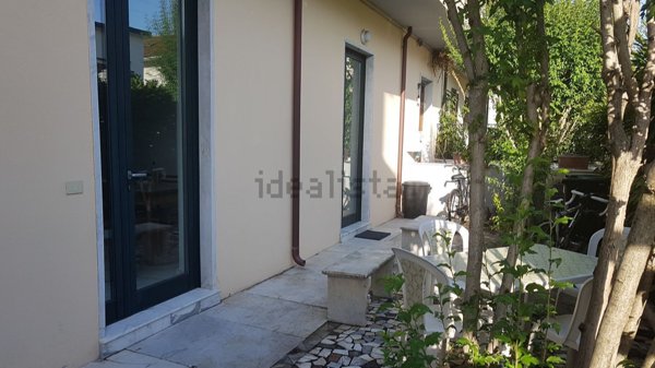 appartamento in affitto a Carrara