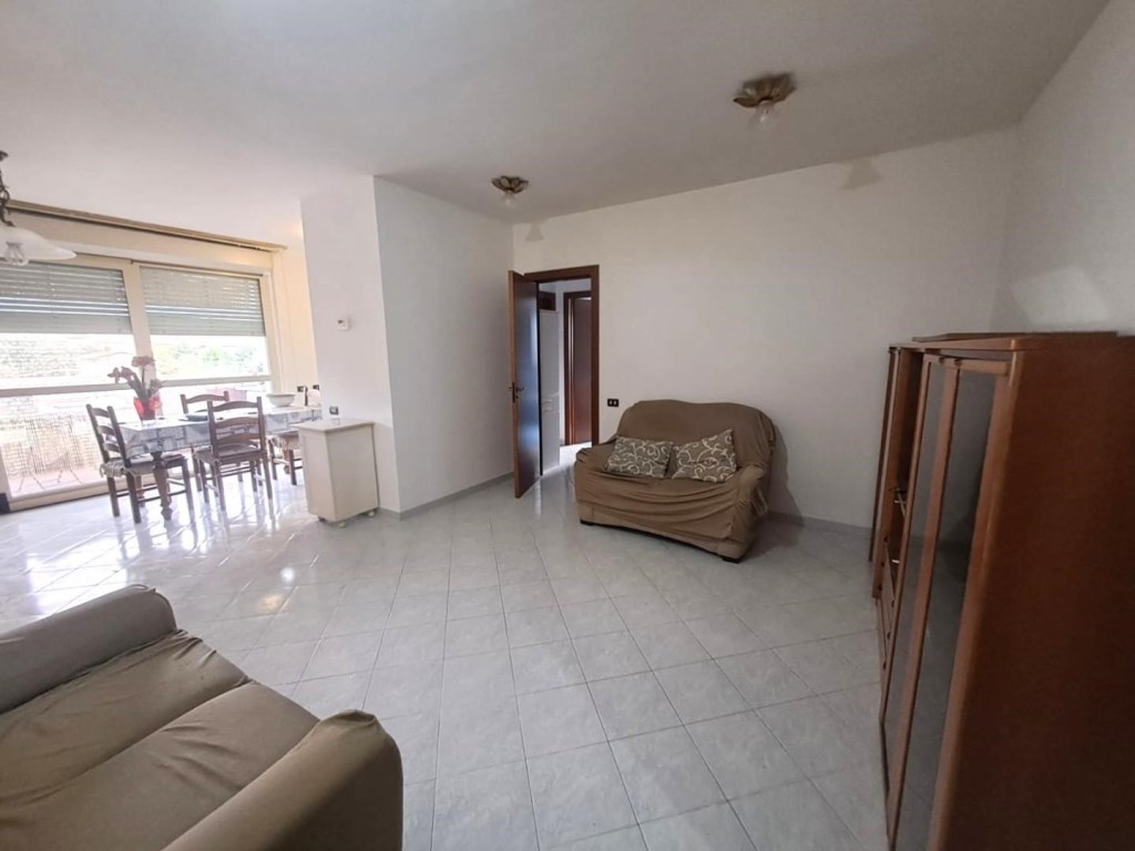 appartamento in affitto a Carrara in zona Avenza