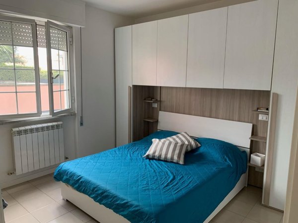 appartamento in affitto a Carrara in zona Marina di Carrara