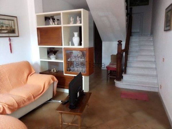 casa indipendente in affitto a Carrara