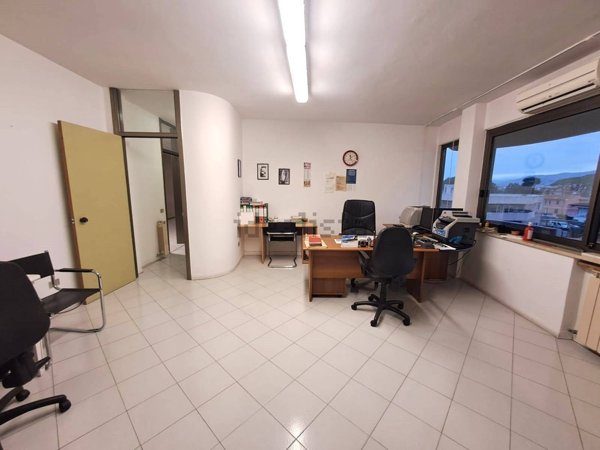 appartamento in affitto a Carrara in zona Marina di Carrara