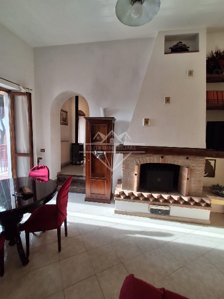 appartamento in affitto a Carrara in zona Avenza