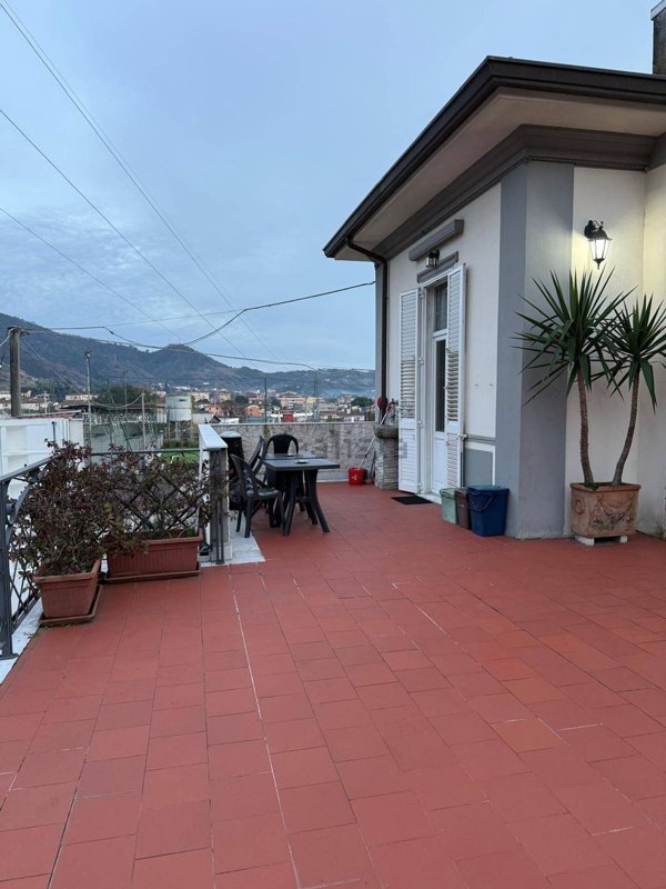 appartamento in affitto a Carrara