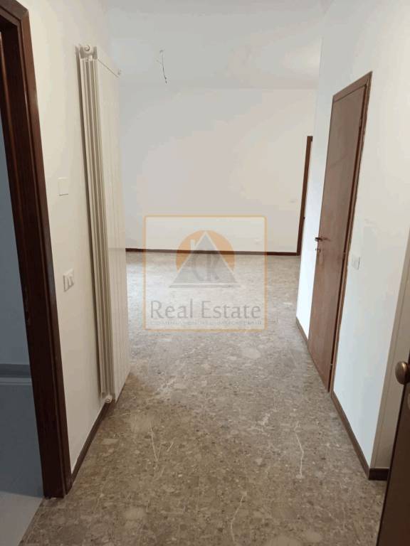 appartamento in affitto a Carrara in zona Marina di Carrara