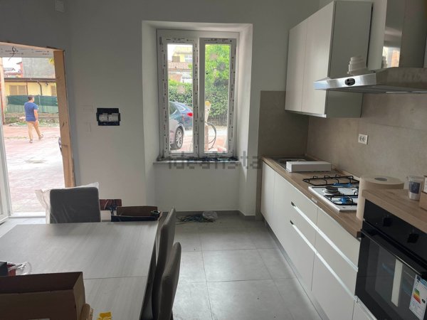 appartamento in affitto a Carrara in zona Marina di Carrara