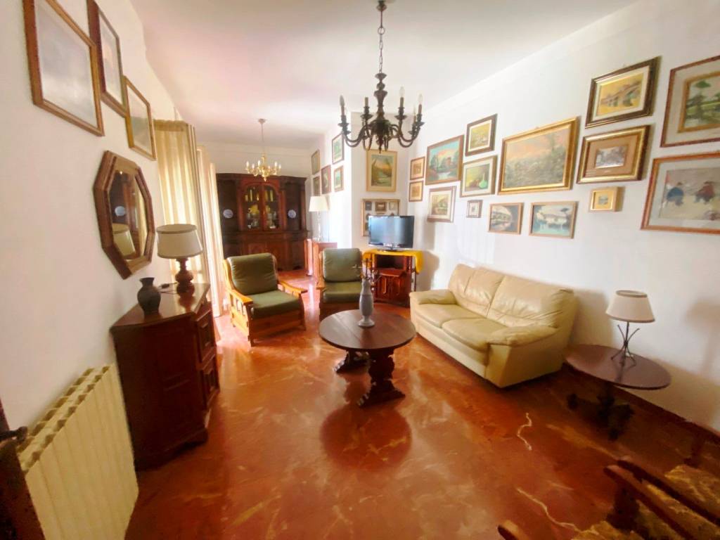 appartamento in affitto a Carrara