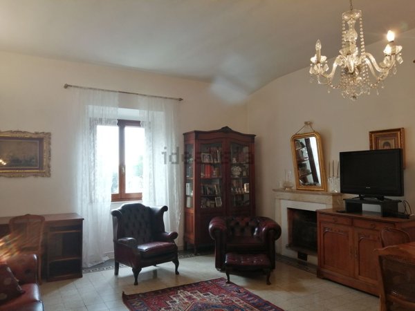 appartamento in affitto a Carrara