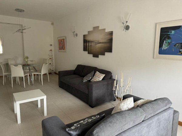 appartamento in affitto a Carrara in zona Avenza