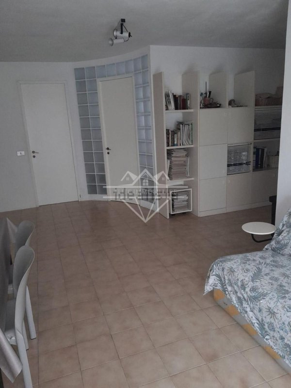 appartamento in affitto a Carrara in zona Marina di Carrara