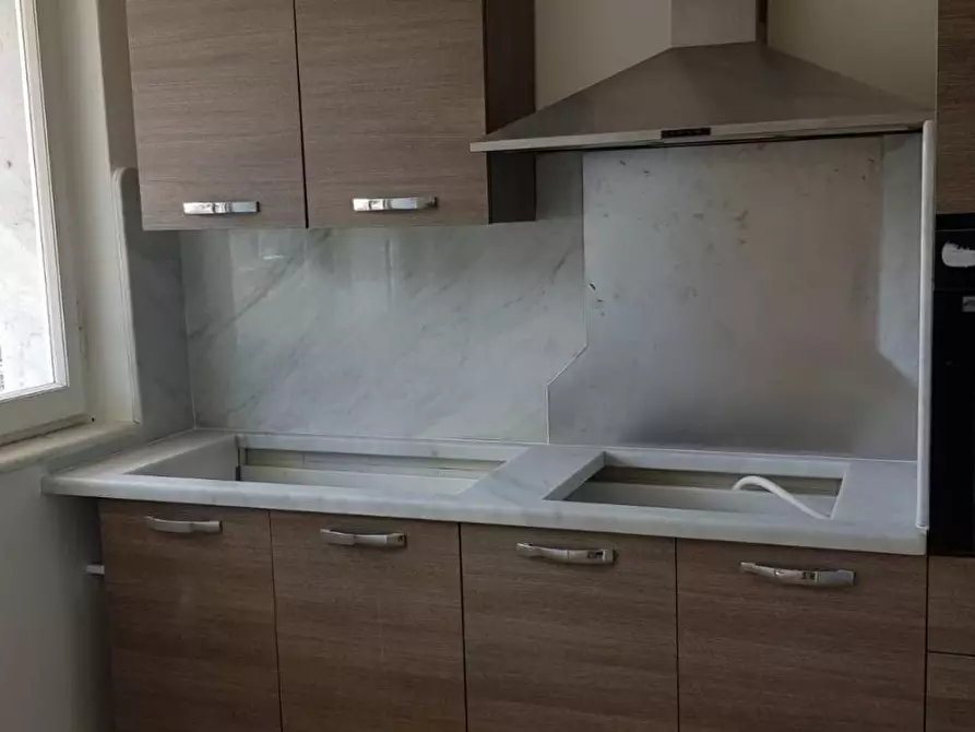 appartamento in affitto a Carrara in zona Sant'Antonio