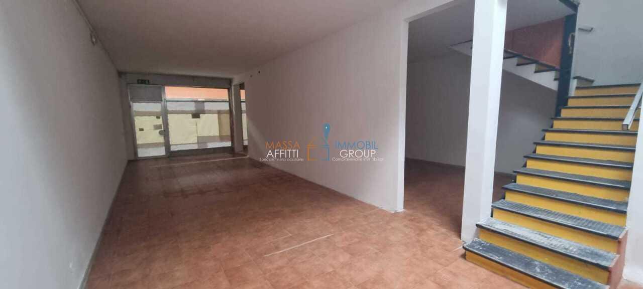 appartamento in affitto a Carrara in zona Centro Città