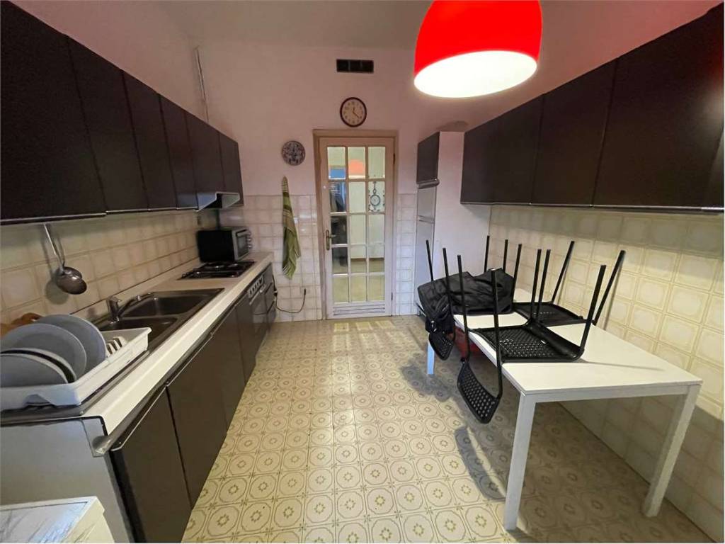 appartamento in affitto a Carrara in zona Stadio