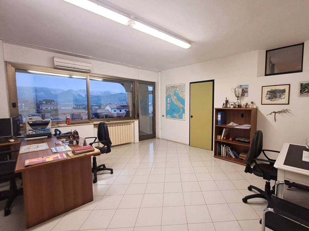 appartamento in affitto a Carrara in zona Marina di Carrara