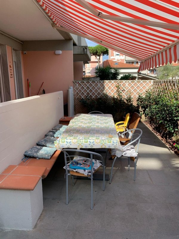 appartamento in affitto a Carrara in zona Marina di Carrara