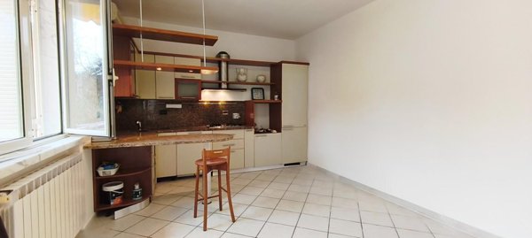 appartamento in affitto a Carrara in zona Fabbrica