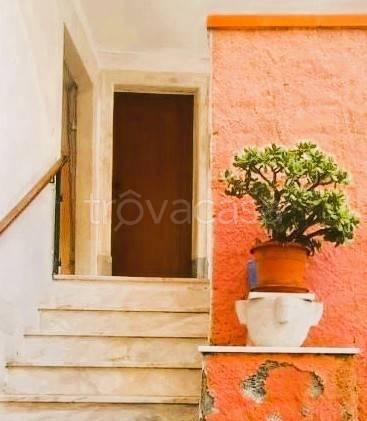 appartamento in affitto a Carrara in zona Centro Città