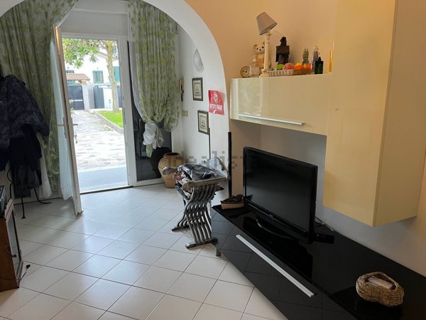 pentavano in affitto a Carrara in zona Marina di Carrara